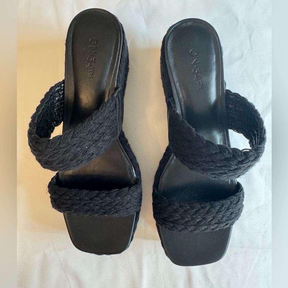 On 34th Norina Woven Two Band Wedge